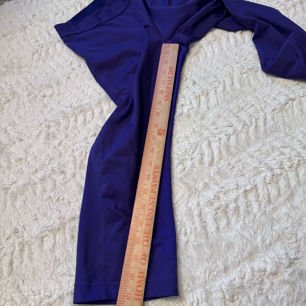 Nike Pro Dri-FIT Capri Leggings Court Purple Pink Size Large Athleisure Gym - Picture 5 of 7